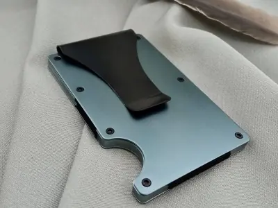 Картхолдер