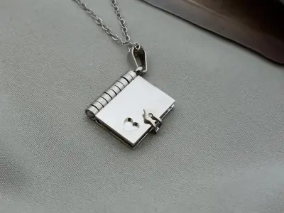 Кулон "Книга"