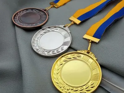 Медаль