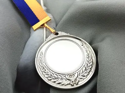 Медаль