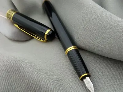 Ручка Infinity black перова