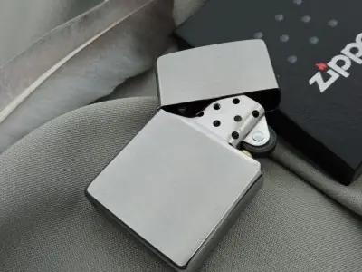 ZIPPO Brushed Chrome 200 запальничка