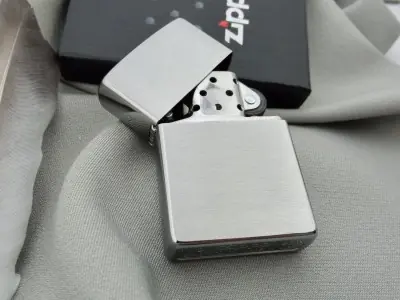 ZIPPO Brushed Chrome 200 запальничка