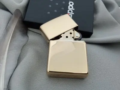 ZIPPO High Polish Brass 254B зажигалка